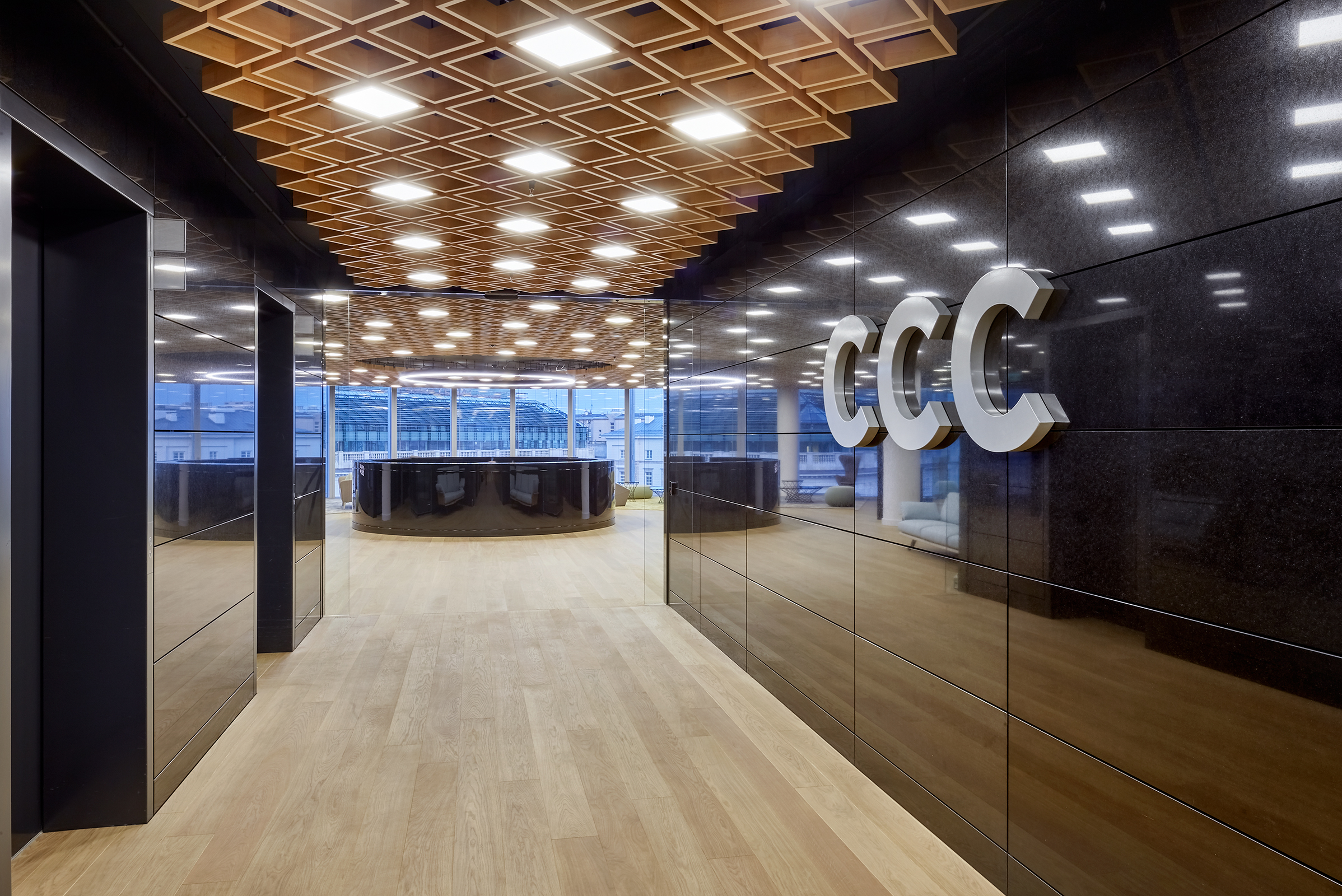 Ponadczasowy design i funkcjonalność - projekt CCC na Office Snapshots